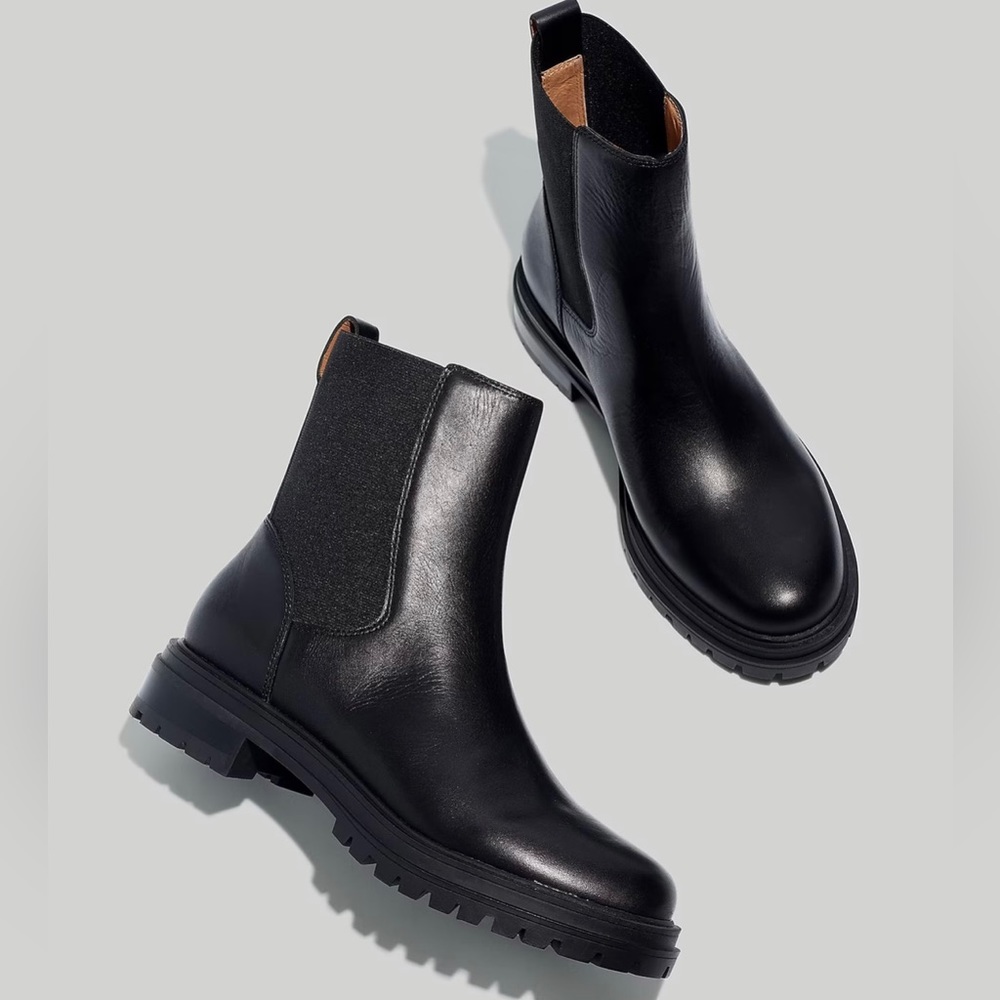 Madewell Pull-On Chelsea Lugsole Vegan Leather Boots Black Size 9.5